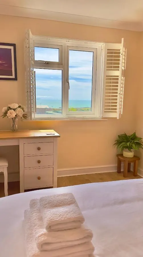 Beautifully Presented 3 Bed House Above The Marina Villa Brighton 0*,  Egyesült Királyság