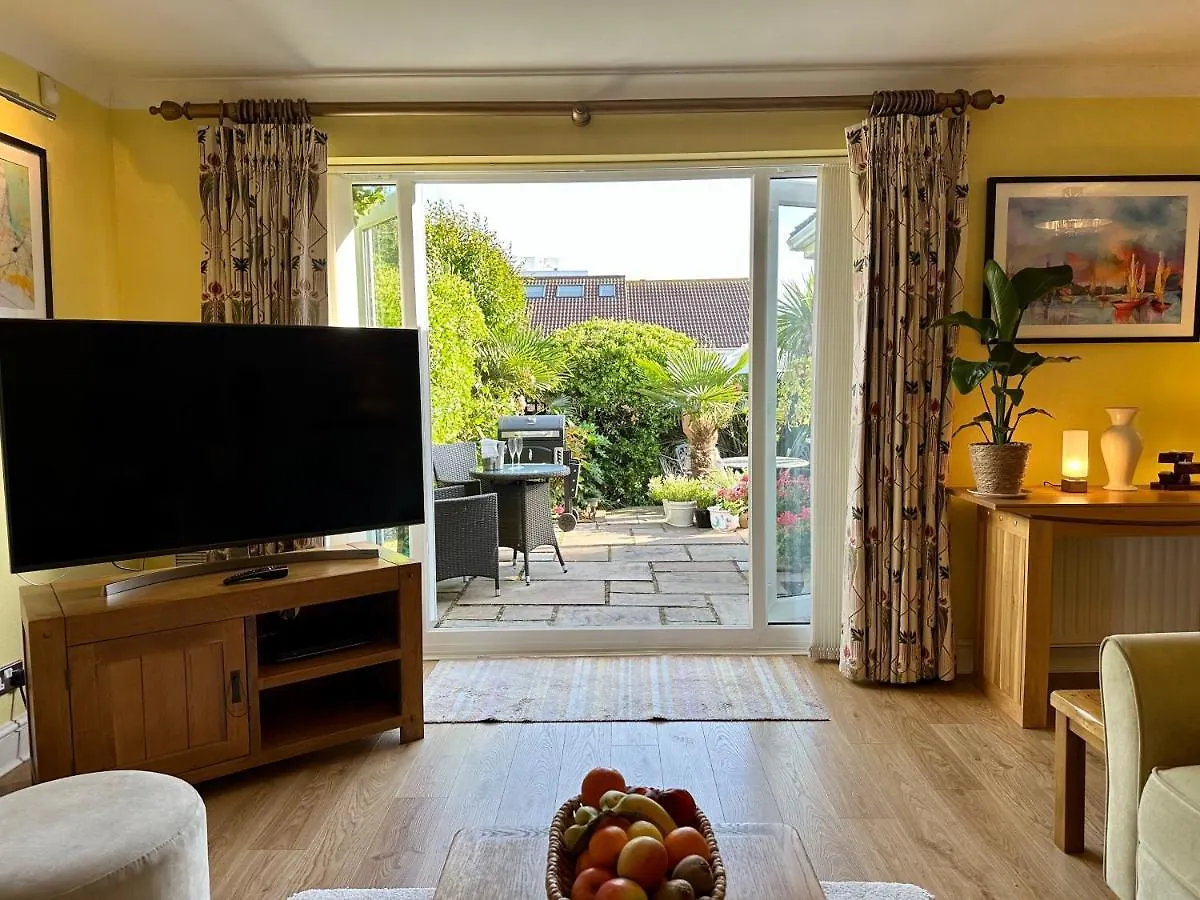 Beautifully Presented 3 Bed House Above The Marina Villa Brighton 0*,