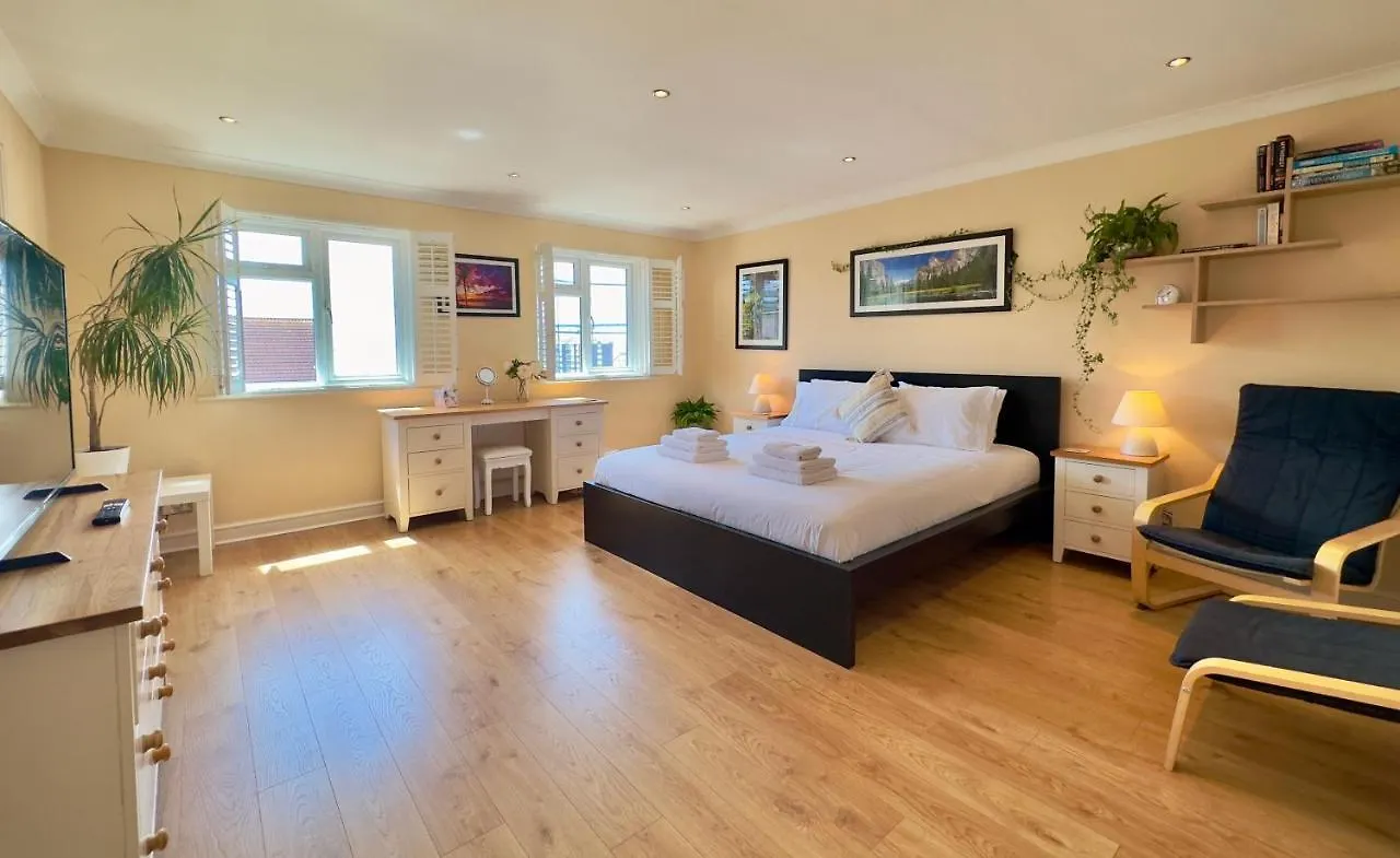 Willa Beautifully Presented 3 Bed House Above The Marina Okręg wyborczy Hove Dom wakacyjny